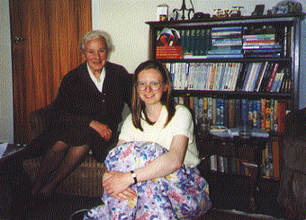 Photograph of Alison Lindsay with Jane Shaw